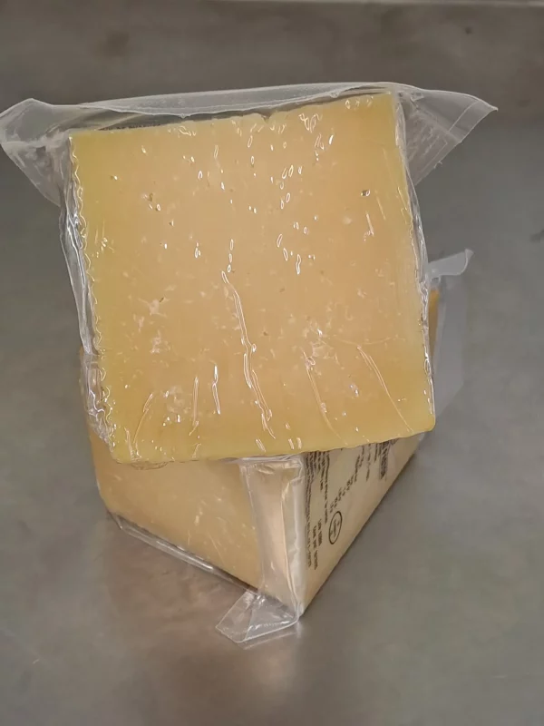 Queso de Oveja Curado "El Viejo Pastor"